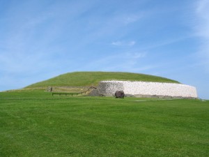 Newgrange passage grave in Ireland, home of the 4,800-year-old canine fossil. Photo by Richard Gallagher.