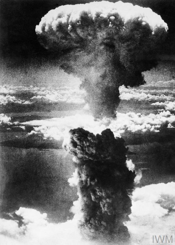 Nagasaki mushroom cloud